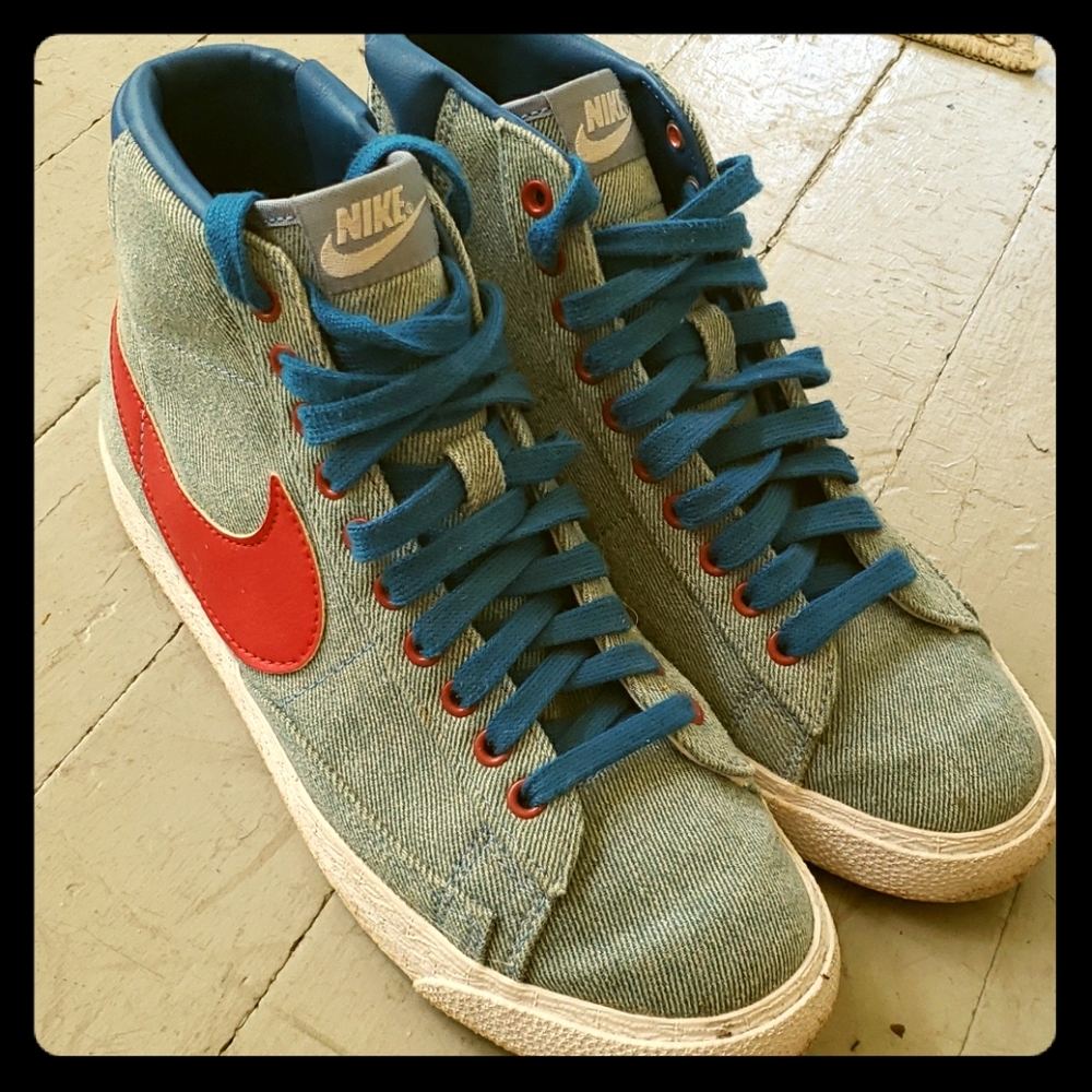 Nike Retro blue denim hightop sneakers size 8